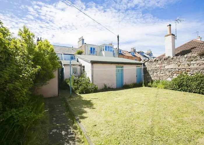 Linda Vista