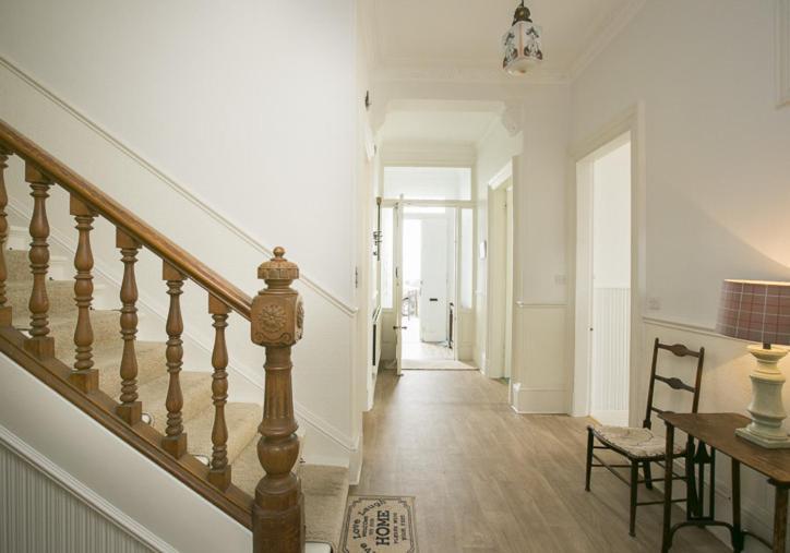 Linda Vista Apartment *